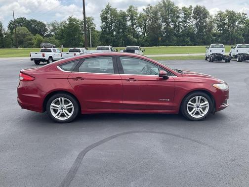 2018 Ford Fusion Hybrid SE