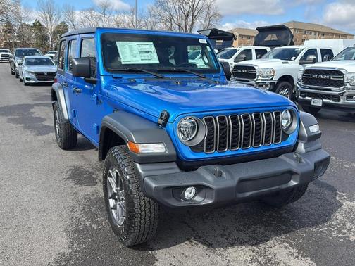 2025 Jeep Wrangler Sport