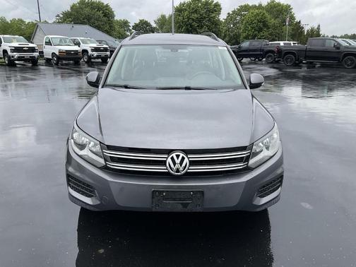 Pepper Gray Metallic 2016 Volkswagen Tiguan S