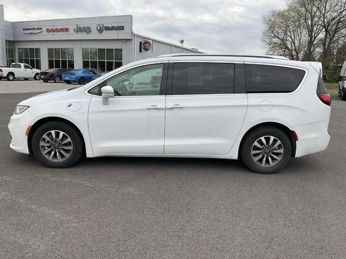 2021 Chrysler Pacifica Hybrid Touring L