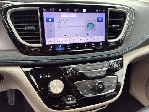 2021 Chrysler Pacifica Hybrid Touring L