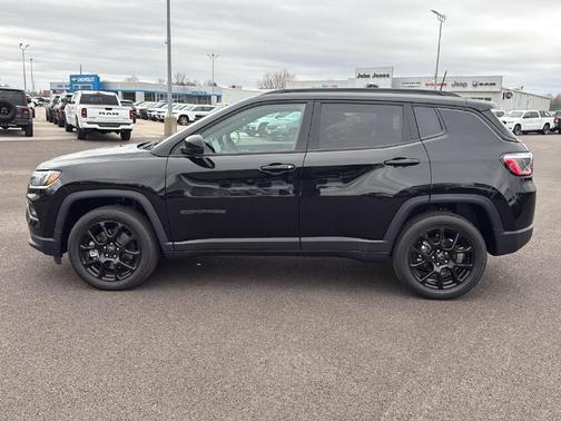 2025 Jeep Compass Latitude