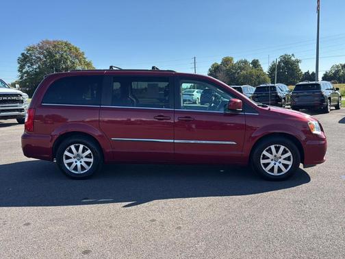2015 Chrysler Town & Country Touring