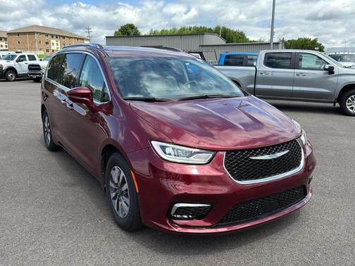 2021 Chrysler Pacifica Hybrid Touring L