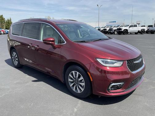 2021 Chrysler Pacifica Hybrid Touring L