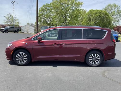 2021 Chrysler Pacifica Hybrid Touring L
