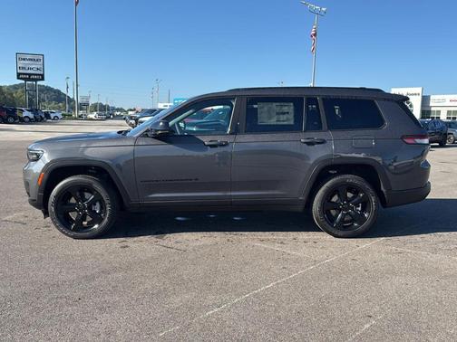 2025 Jeep Grand Cherokee L Laredo