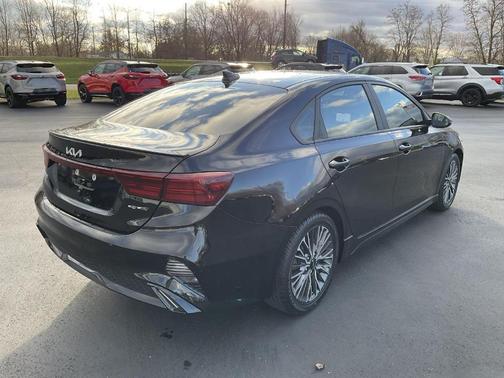 2022 Kia Forte GT-Line