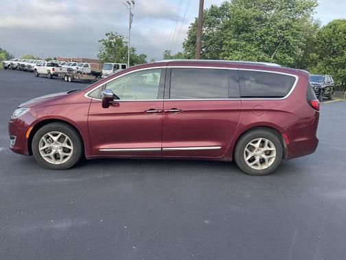2017 Chrysler Pacifica Limited