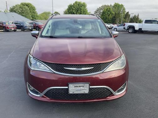 2017 Chrysler Pacifica Limited
