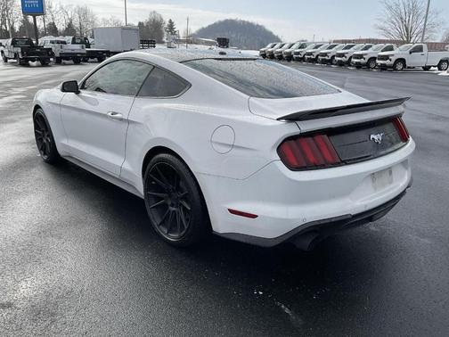 2019 Ford Mustang EcoBoost Premium
