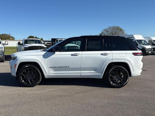 2025 Jeep Grand Cherokee Summit