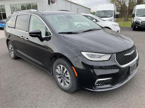 2021 Chrysler Pacifica Hybrid Touring L