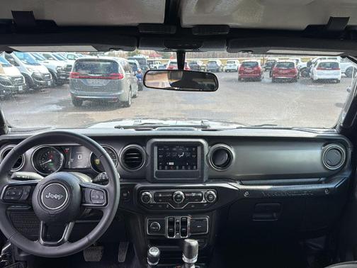 2023 Jeep Wrangler 4xe Base