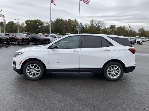 2022 Chevrolet Equinox LS