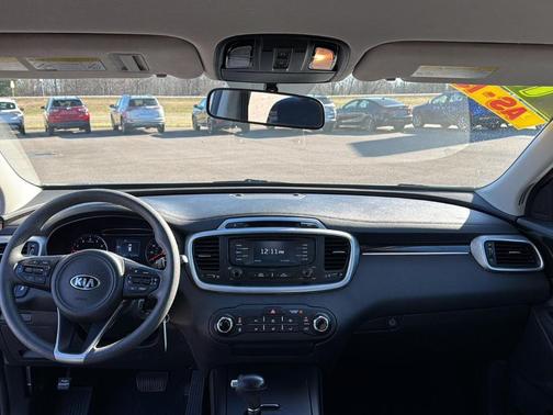 2018 Kia Sorento L