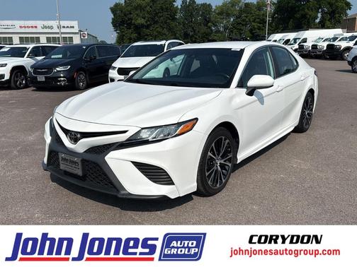 2020 Toyota Camry SE