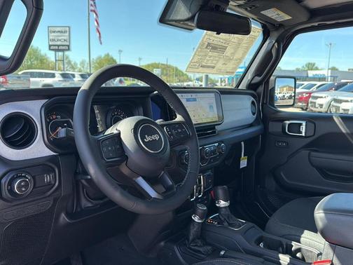 2025 Jeep Gladiator Sport