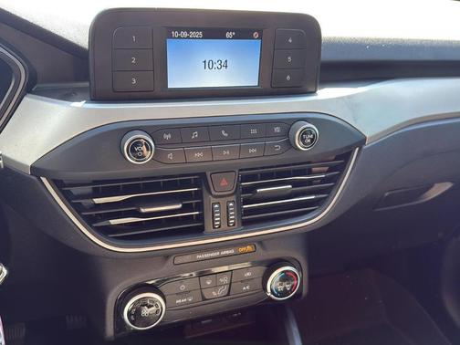 2022 Ford Escape S