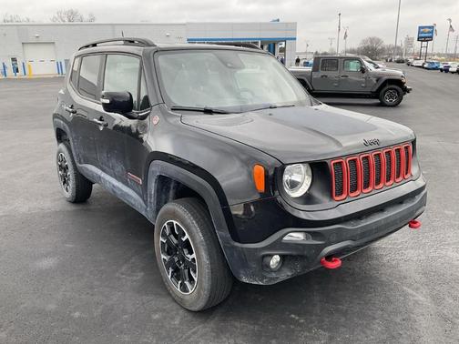 2023 Jeep Renegade Trailhawk