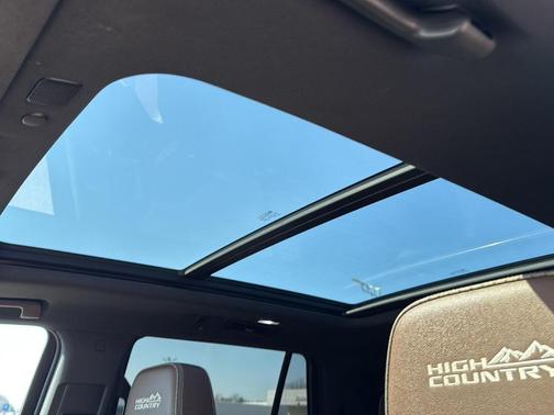 2022 Chevrolet Tahoe High Country