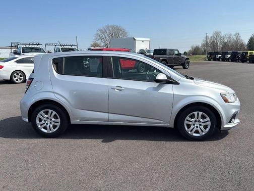 2020 Chevrolet Sonic LT