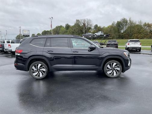 2024 Volkswagen Atlas 2.0T SE