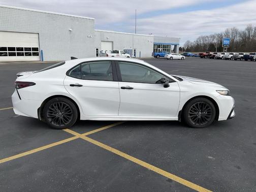 2021 Toyota Camry SE Nightshade