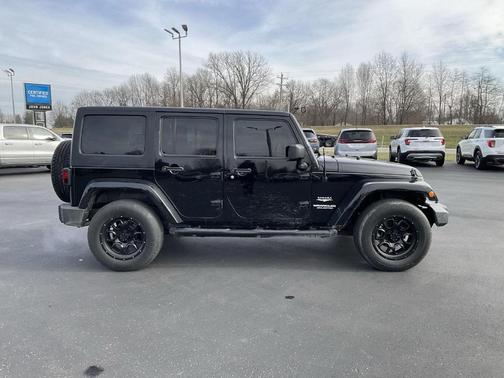 2011 Jeep Wrangler Unlimited Sahara