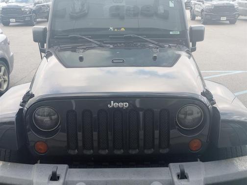 2011 Jeep Wrangler Unlimited Sahara