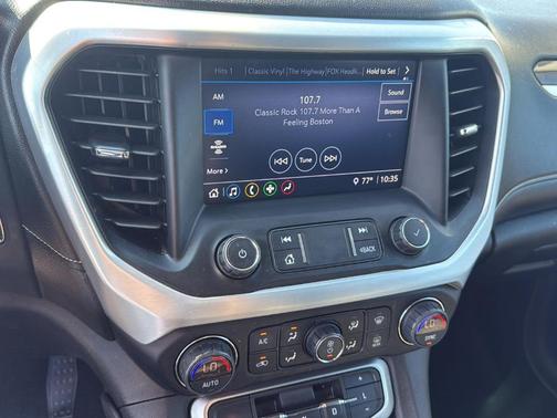 2020 GMC Acadia SLE