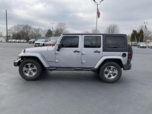 2017 Jeep Wrangler Unlimited Sahara