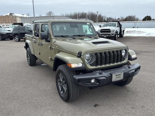 2026 Jeep Gladiator Sport