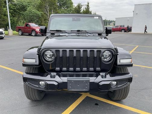 2021 Jeep Wrangler Unlimited Sahara Altitude