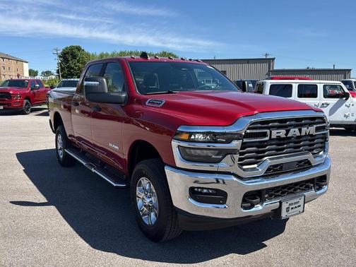 Molten Red Pearlcoat 2026 RAM 2500 Big Horn