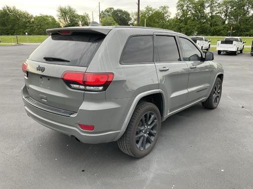 2019 Jeep Grand Cherokee Altitude
