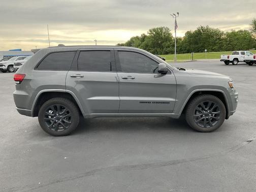 2019 Jeep Grand Cherokee Altitude