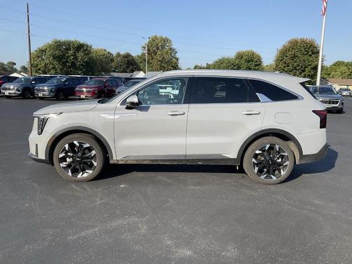 2025 Kia Sorento SX
