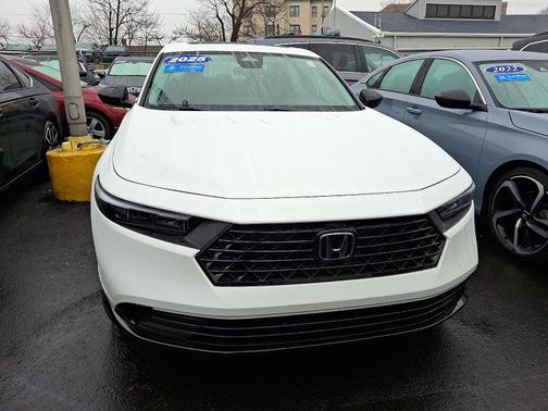 2025 Honda Accord Hybrid 