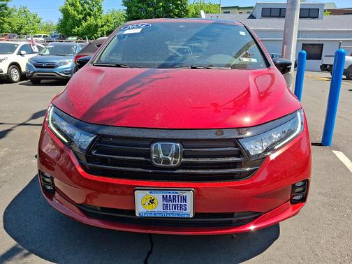 Radiant Red Metallic Ii 2024 Honda Odyssey