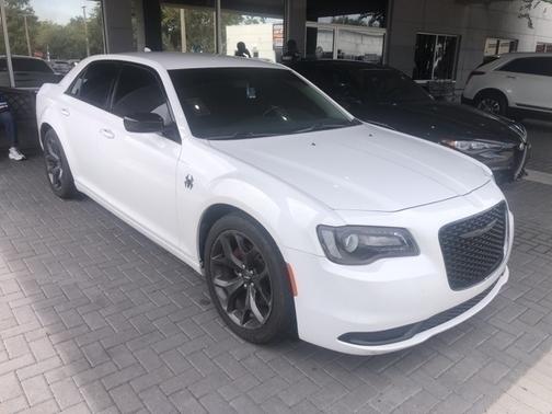 2021 Chrysler 300 Touring