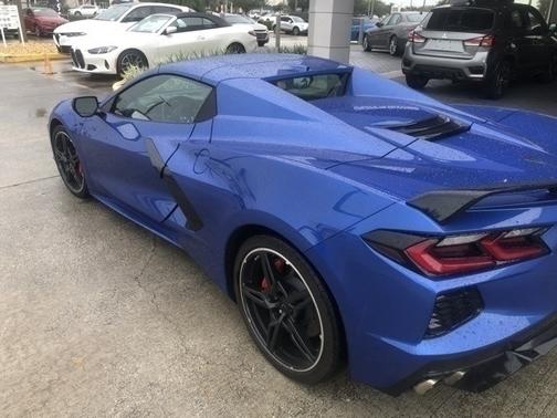 2021 Chevrolet Corvette Stingray w/2LT