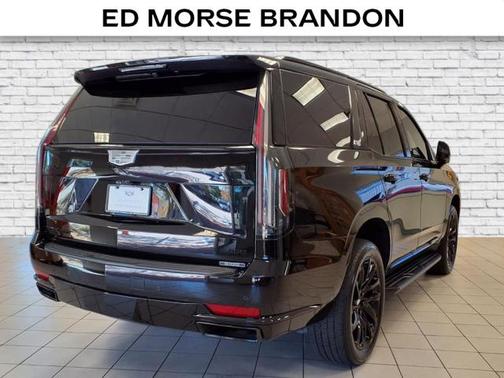 2023 Cadillac Escalade Sport