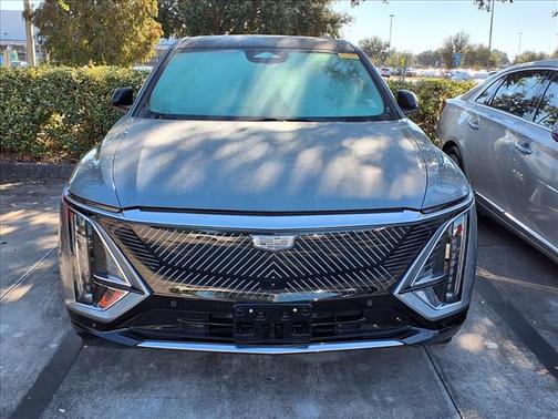 2024 Cadillac LYRIQ V