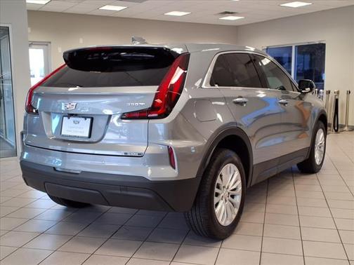 2024 Cadillac XT4 Luxury