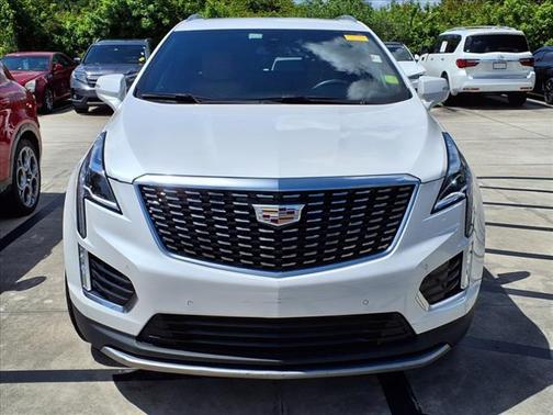 2022 Cadillac XT5 Premium Luxury