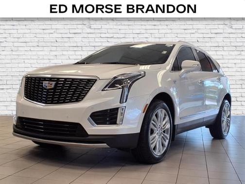 2022 Cadillac XT5 Premium Luxury
