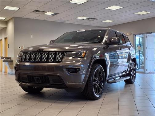 2021 Jeep Grand Cherokee Laredo