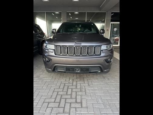 2021 Jeep Grand Cherokee Laredo