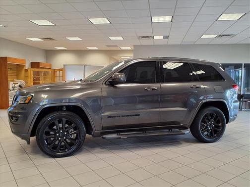 2021 Jeep Grand Cherokee Laredo